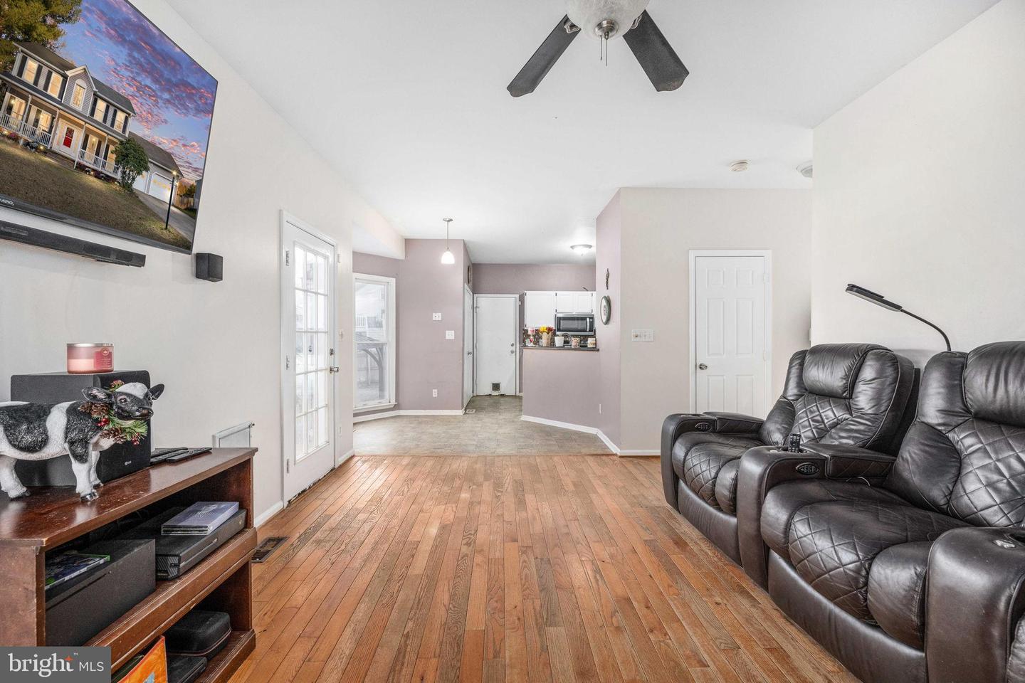 11911 ARBOR GLEN DR, FREDERICKSBURG, Virginia 22407, 3 Bedrooms Bedrooms, 6 Rooms Rooms,2 BathroomsBathrooms,Residential,For sale,11911 ARBOR GLEN DR,VASP2037542 MLS # VASP2037542