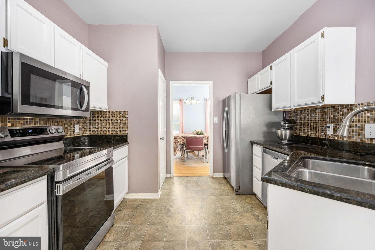 11911 ARBOR GLEN DR, FREDERICKSBURG, Virginia 22407, 3 Bedrooms Bedrooms, 6 Rooms Rooms,2 BathroomsBathrooms,Residential,For sale,11911 ARBOR GLEN DR,VASP2037542 MLS # VASP2037542