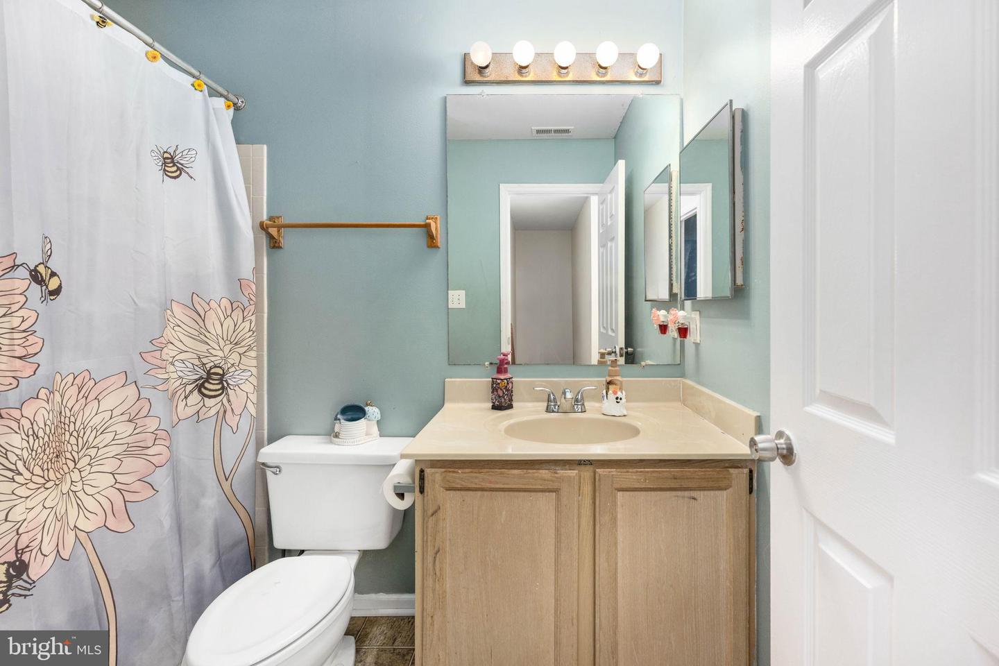 11911 ARBOR GLEN DR, FREDERICKSBURG, Virginia 22407, 3 Bedrooms Bedrooms, 6 Rooms Rooms,2 BathroomsBathrooms,Residential,For sale,11911 ARBOR GLEN DR,VASP2037542 MLS # VASP2037542