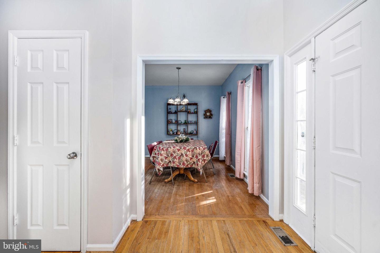 11911 ARBOR GLEN DR, FREDERICKSBURG, Virginia 22407, 3 Bedrooms Bedrooms, 6 Rooms Rooms,2 BathroomsBathrooms,Residential,For sale,11911 ARBOR GLEN DR,VASP2037542 MLS # VASP2037542