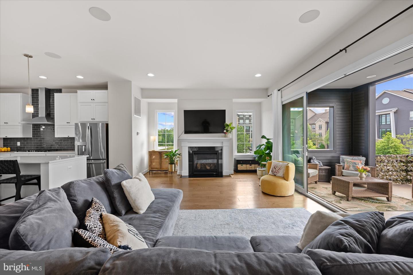 20305 SAVIN HILL DR, ASHBURN, Virginia 20147, 4 Bedrooms Bedrooms, ,3 BathroomsBathrooms,Residential,For sale,20305 SAVIN HILL DR,VALO2111068 MLS # VALO2111068 20305 SAVIN HILL DR, ASHBURN, Virginia 20147, 4 Bedrooms Bedrooms, ,3 BathroomsBathrooms,Residential,For sale,20305 SAVIN HILL DR,VALO2111068 MLS # VALO2111068