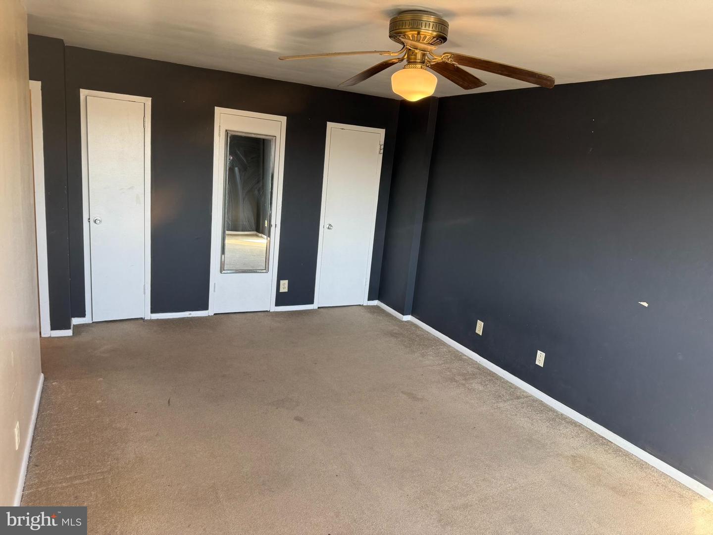 5340 HOLMES RUN PKWY #1215, ALEXANDRIA, Virginia 22304, 2 Bedrooms Bedrooms, 8 Rooms Rooms,2 BathroomsBathrooms,Residential,For sale,5340 HOLMES RUN PKWY #1215,VAAX2051762 MLS # VAAX2051762