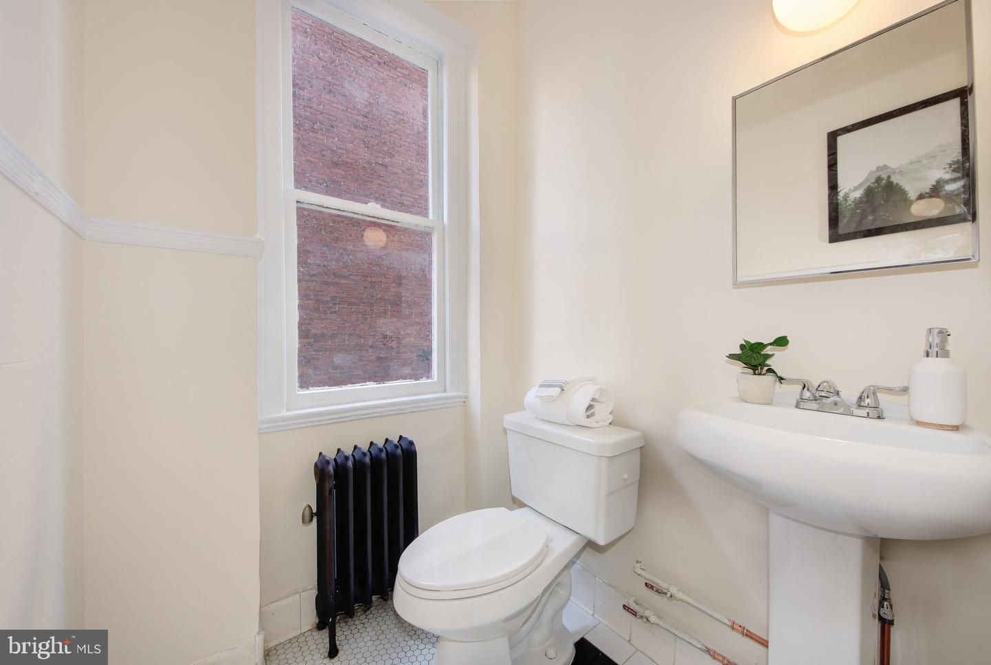 1526 17TH ST NW #207, WASHINGTON, District Of Columbia 20036, ,1 BathroomBathrooms,Residential,For sale,1526 17TH ST NW #207,DCDC2231556 MLS # DCDC2231556 1526 17TH ST NW #207, WASHINGTON, District Of Columbia 20036, ,1 BathroomBathrooms,Residential,For sale,1526 17TH ST NW #207,DCDC2231556 MLS # DCDC2231556