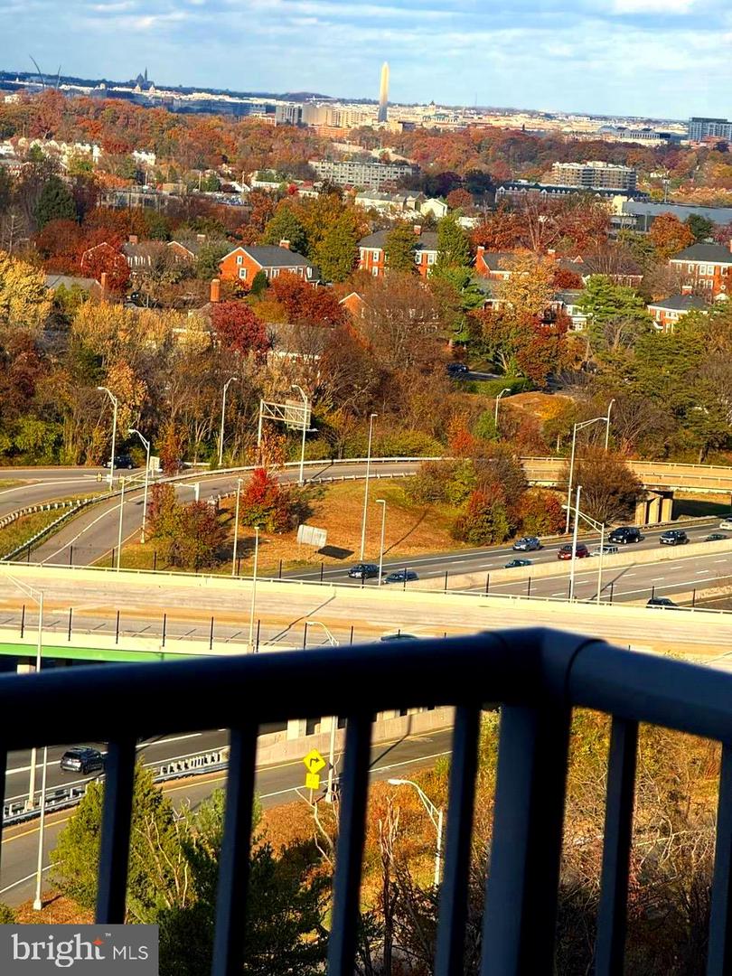 2500 N VAN DORN ST #1409, ALEXANDRIA, Virginia 22302, 1 Bedroom Bedrooms, ,1 BathroomBathrooms,Residential,For sale,2500 N VAN DORN ST #1409,VAAX2051768 MLS # VAAX2051768