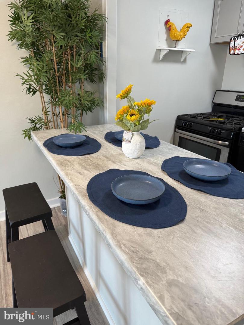 2500 N VAN DORN ST #1409, ALEXANDRIA, Virginia 22302, 1 Bedroom Bedrooms, ,1 BathroomBathrooms,Residential,For sale,2500 N VAN DORN ST #1409,VAAX2051768 MLS # VAAX2051768