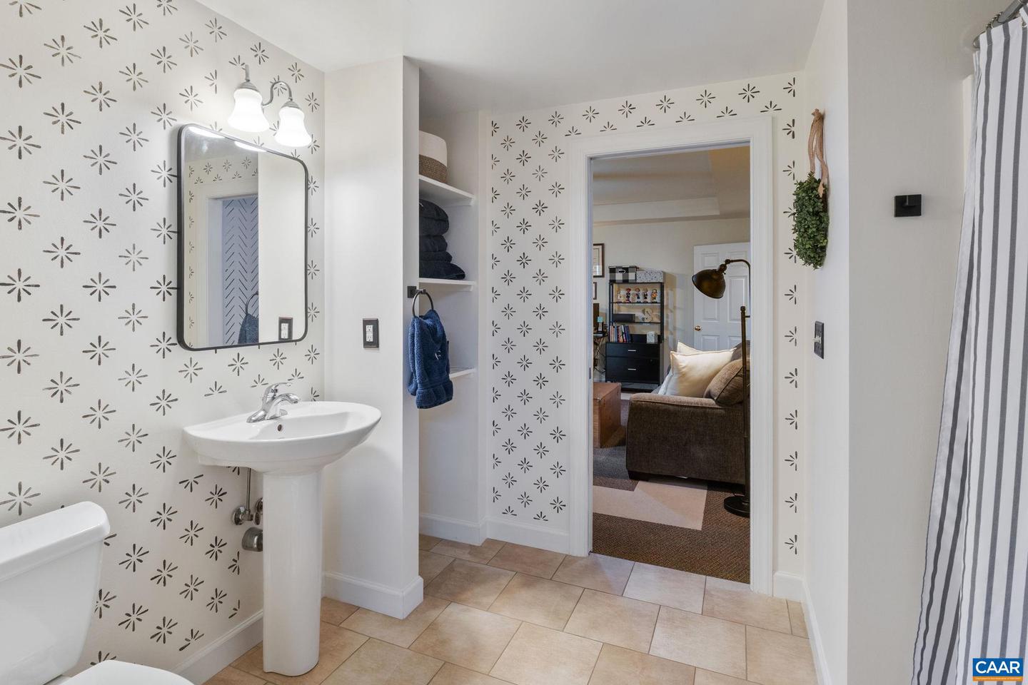 802 JEFFERSON DR, PALMYRA, Virginia 22963, 4 Bedrooms Bedrooms, ,3 BathroomsBathrooms,Residential,For sale,802 JEFFERSON DR,671031 MLS # 671031 802 JEFFERSON DR, PALMYRA, Virginia 22963, 4 Bedrooms Bedrooms, ,3 BathroomsBathrooms,Residential,For sale,802 JEFFERSON DR,671031 MLS # 671031