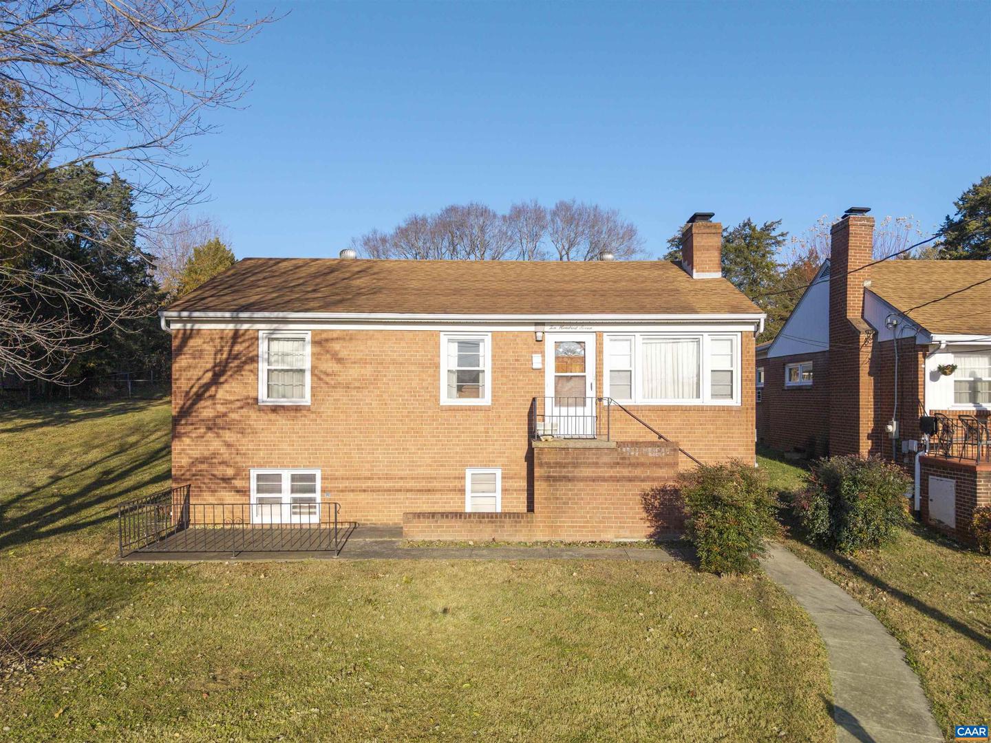 1007 SAINT CLAIR AVE, CHARLOTTESVILLE, Virginia 22901, 3 Bedrooms Bedrooms, ,2 BathroomsBathrooms,Residential,For sale,1007 SAINT CLAIR AVE,671033 MLS # 671033 1007 SAINT CLAIR AVE, CHARLOTTESVILLE, Virginia 22901, 3 Bedrooms Bedrooms, ,2 BathroomsBathrooms,Residential,For sale,1007 SAINT CLAIR AVE,671033 MLS # 671033