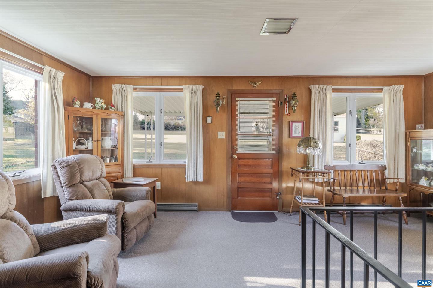 1007 SAINT CLAIR AVE, CHARLOTTESVILLE, Virginia 22901, 3 Bedrooms Bedrooms, ,2 BathroomsBathrooms,Residential,For sale,1007 SAINT CLAIR AVE,671033 MLS # 671033 1007 SAINT CLAIR AVE, CHARLOTTESVILLE, Virginia 22901, 3 Bedrooms Bedrooms, ,2 BathroomsBathrooms,Residential,For sale,1007 SAINT CLAIR AVE,671033 MLS # 671033