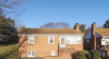 1007 SAINT CLAIR AVE, CHARLOTTESVILLE, Virginia 22901, 3 Bedrooms Bedrooms, ,2 BathroomsBathrooms,Residential,For sale,1007 SAINT CLAIR AVE,671033 MLS # 671033