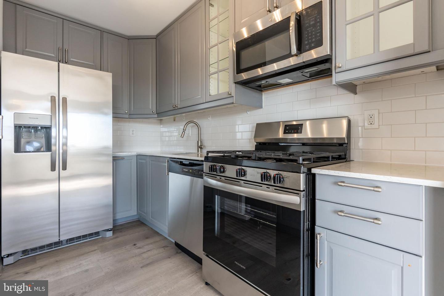 4241 COLUMBIA PIKE #601, ARLINGTON, Virginia 22204, 2 Bedrooms Bedrooms, ,2 BathroomsBathrooms,Residential,For sale,4241 COLUMBIA PIKE #601,VAAR2066006 MLS # VAAR2066006