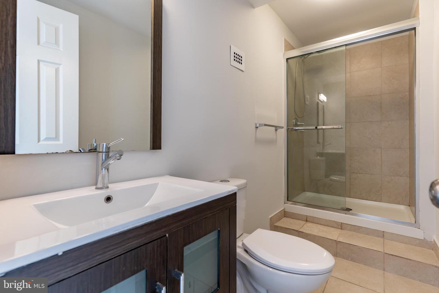 4241 COLUMBIA PIKE #601, ARLINGTON, Virginia 22204, 2 Bedrooms Bedrooms, ,2 BathroomsBathrooms,Residential,For sale,4241 COLUMBIA PIKE #601,VAAR2066006 MLS # VAAR2066006