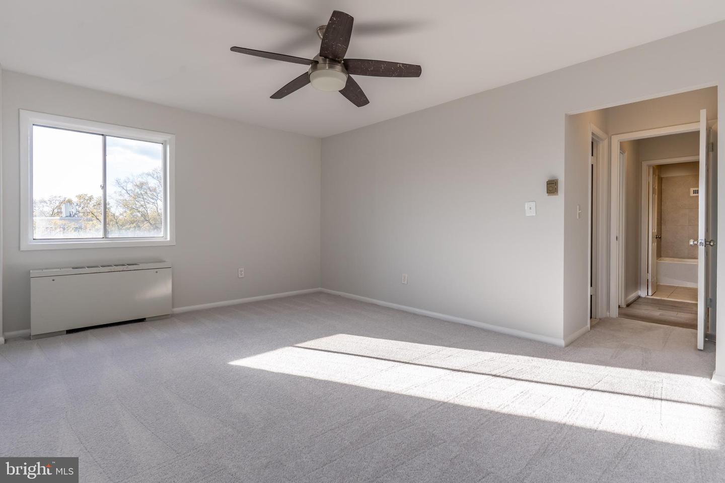 4241 COLUMBIA PIKE #601, ARLINGTON, Virginia 22204, 2 Bedrooms Bedrooms, ,2 BathroomsBathrooms,Residential,For sale,4241 COLUMBIA PIKE #601,VAAR2066006 MLS # VAAR2066006