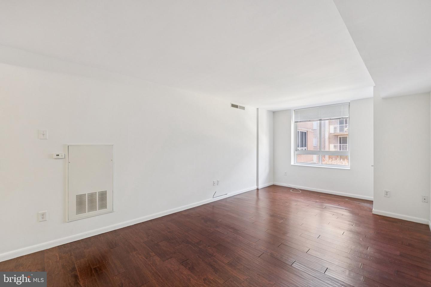 355 I ST SW #410, WASHINGTON, District Of Columbia 20024, 2 Bedrooms Bedrooms, ,1 BathroomBathrooms,Residential,For sale,355 I ST SW #410,DCDC2231616 MLS # DCDC2231616 355 I ST SW #410, WASHINGTON, District Of Columbia 20024, 2 Bedrooms Bedrooms, ,1 BathroomBathrooms,Residential,For sale,355 I ST SW #410,DCDC2231616 MLS # DCDC2231616