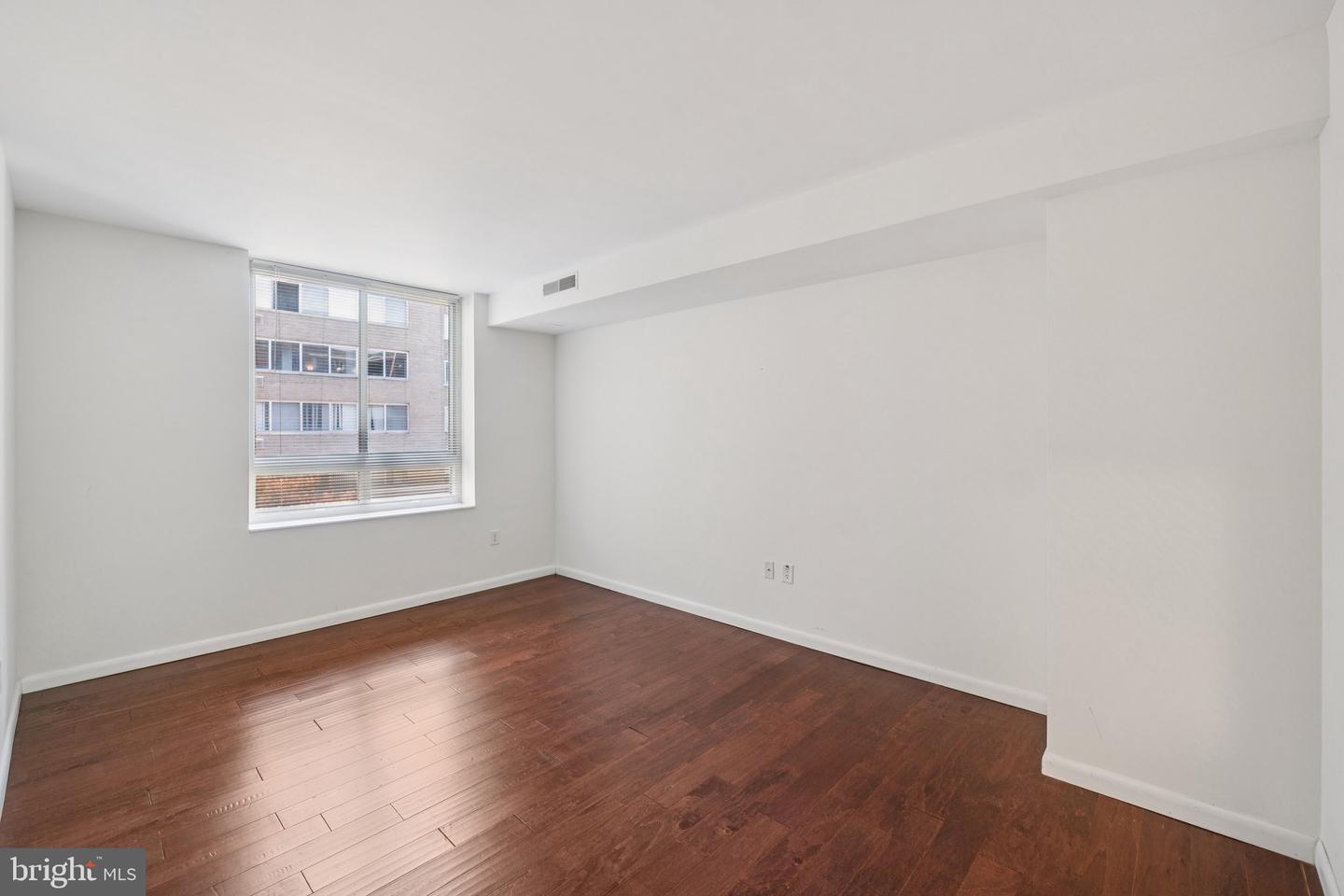 355 I ST SW #410, WASHINGTON, District Of Columbia 20024, 2 Bedrooms Bedrooms, ,1 BathroomBathrooms,Residential,For sale,355 I ST SW #410,DCDC2231616 MLS # DCDC2231616 355 I ST SW #410, WASHINGTON, District Of Columbia 20024, 2 Bedrooms Bedrooms, ,1 BathroomBathrooms,Residential,For sale,355 I ST SW #410,DCDC2231616 MLS # DCDC2231616