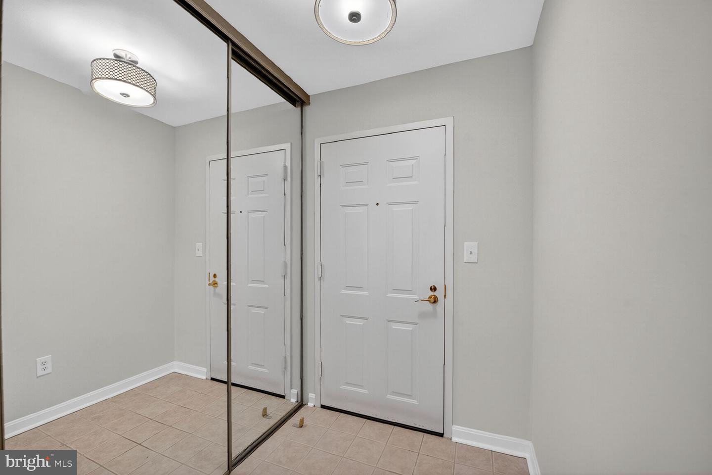 19385 CYPRESS RIDGE TER #404, LEESBURG, Virginia 20176, 2 Bedrooms Bedrooms, ,2 BathroomsBathrooms,Residential,For sale,19385 CYPRESS RIDGE TER #404,VALO2111106 MLS # VALO2111106