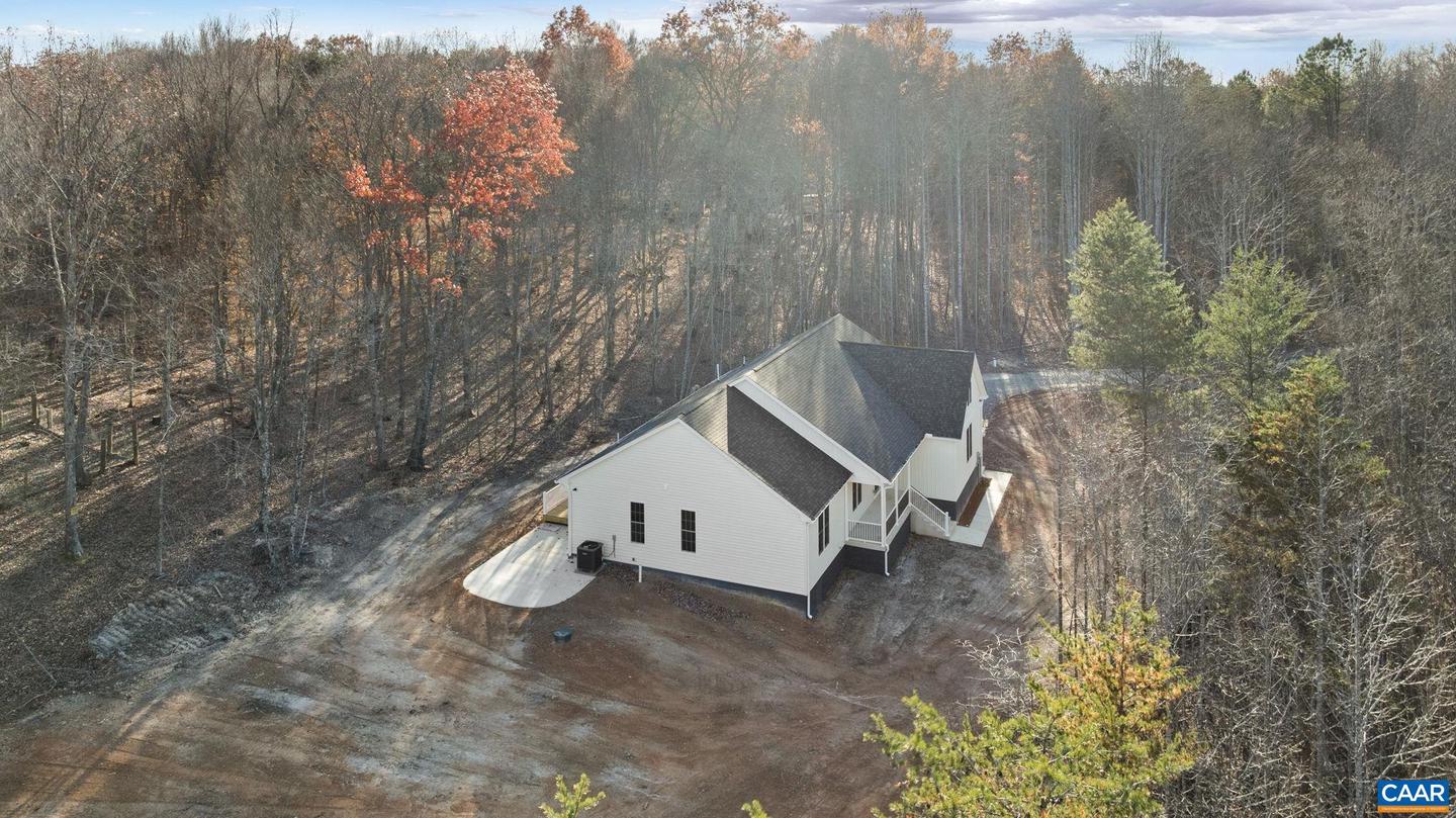 2192 HORSESHOE FARM RD, LOUISA, Virginia 23093, 3 Bedrooms Bedrooms, ,2 BathroomsBathrooms,Residential,For sale,2192 HORSESHOE FARM RD,671039 MLS # 671039