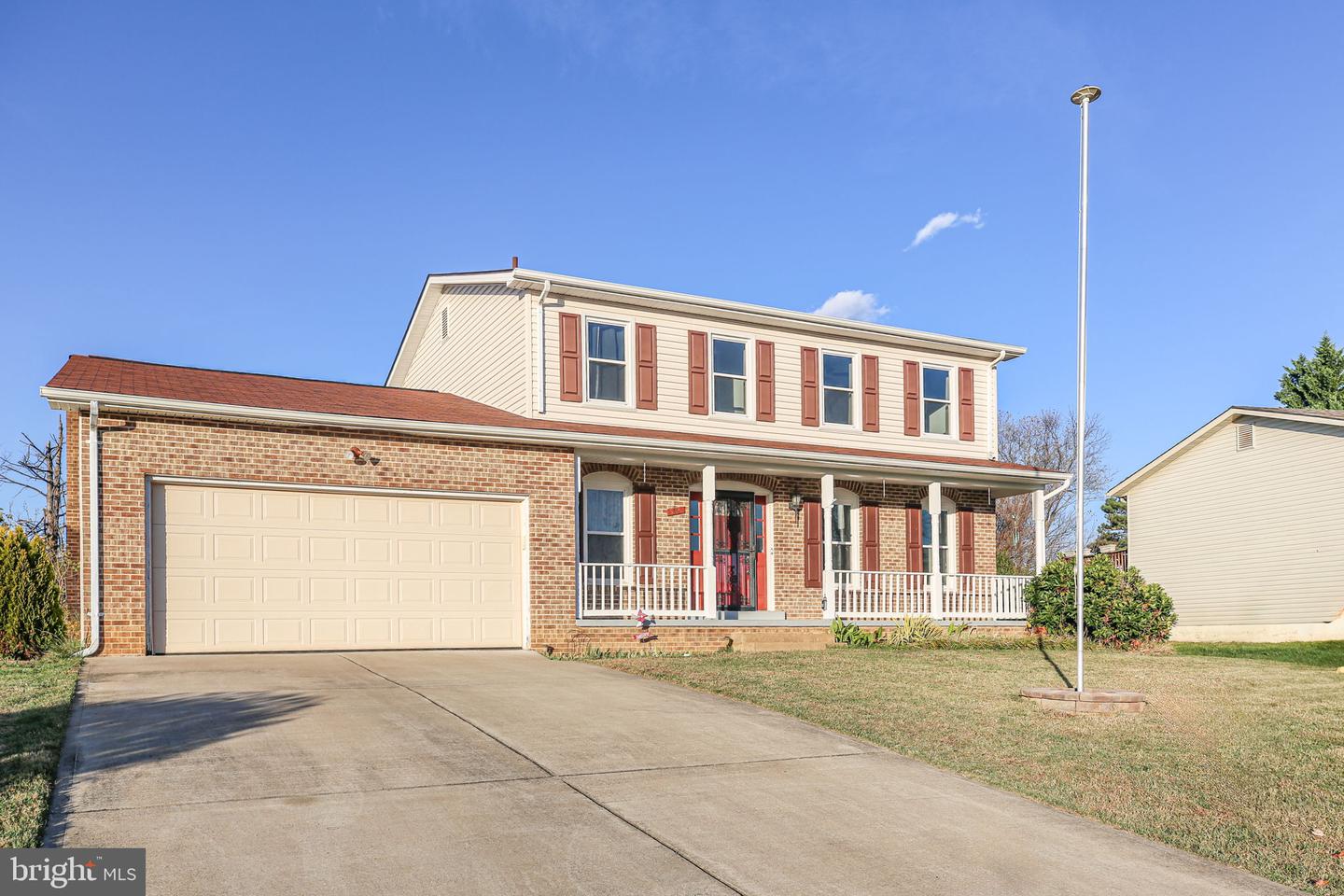 5721 UP A WAY DR, FREDERICKSBURG, Virginia 22407, 4 Bedrooms Bedrooms, ,2 BathroomsBathrooms,Residential,For sale,5721 UP A WAY DR,VASP2037570 MLS # VASP2037570