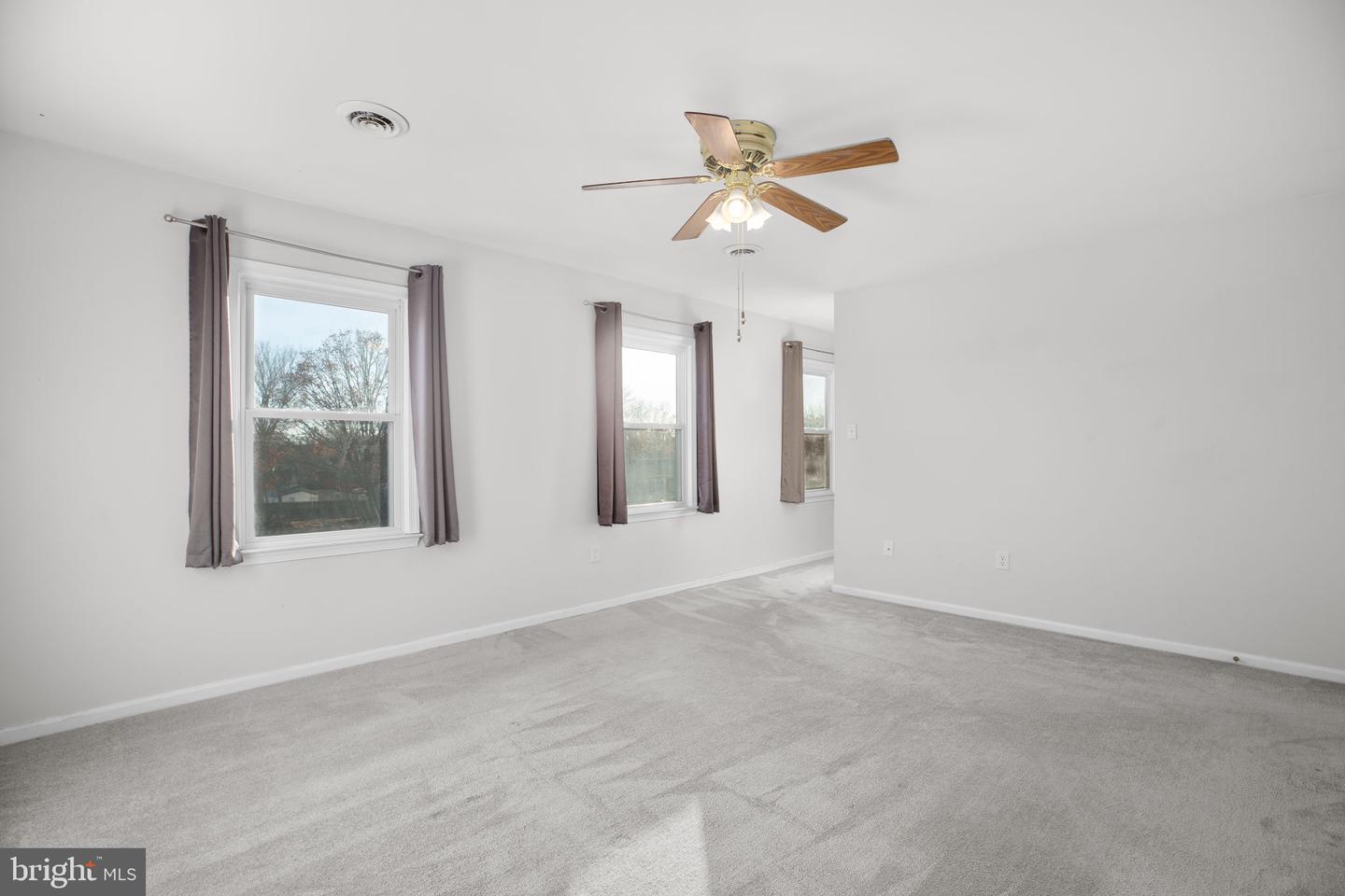 5721 UP A WAY DR, FREDERICKSBURG, Virginia 22407, 4 Bedrooms Bedrooms, ,2 BathroomsBathrooms,Residential,For sale,5721 UP A WAY DR,VASP2037570 MLS # VASP2037570