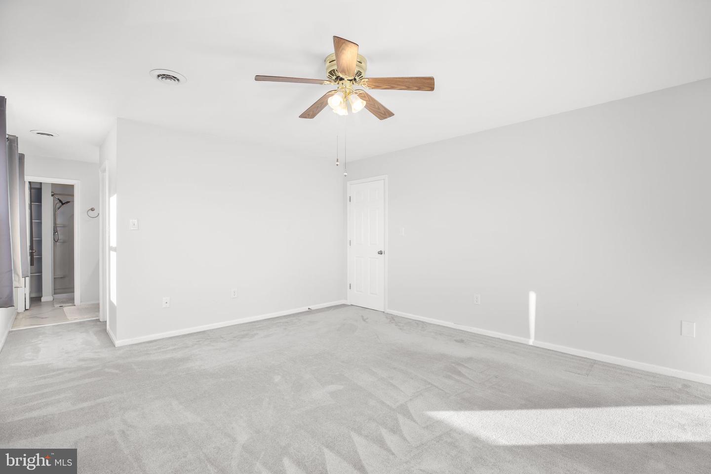 5721 UP A WAY DR, FREDERICKSBURG, Virginia 22407, 4 Bedrooms Bedrooms, ,2 BathroomsBathrooms,Residential,For sale,5721 UP A WAY DR,VASP2037570 MLS # VASP2037570