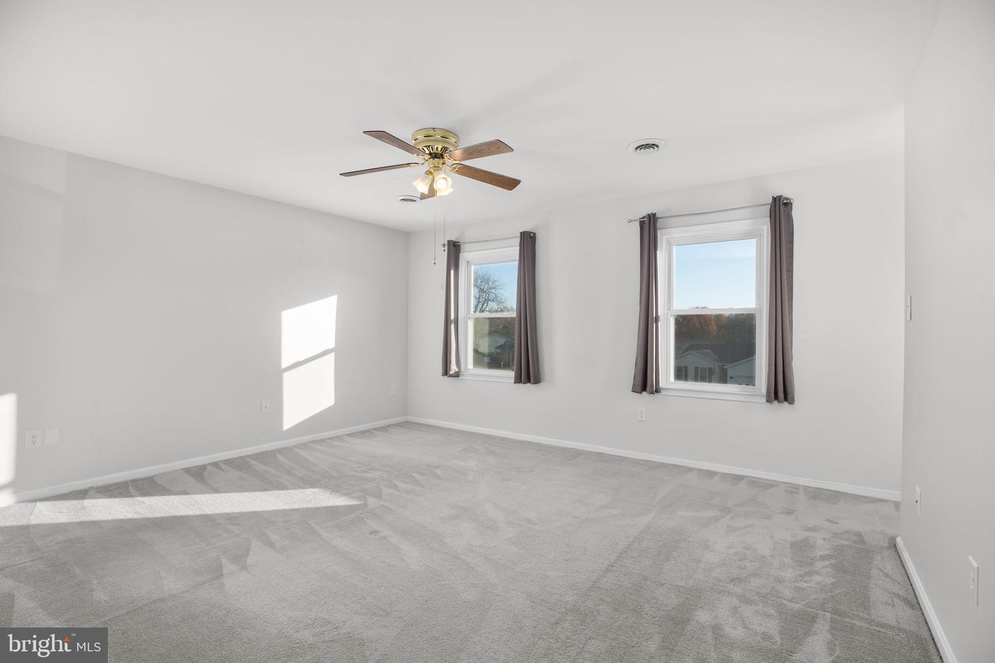 5721 UP A WAY DR, FREDERICKSBURG, Virginia 22407, 4 Bedrooms Bedrooms, ,2 BathroomsBathrooms,Residential,For sale,5721 UP A WAY DR,VASP2037570 MLS # VASP2037570