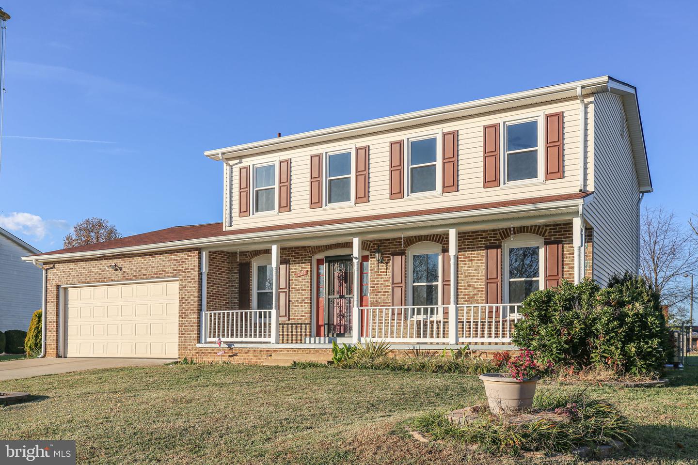 5721 UP A WAY DR, FREDERICKSBURG, Virginia 22407, 4 Bedrooms Bedrooms, ,2 BathroomsBathrooms,Residential,For sale,5721 UP A WAY DR,VASP2037570 MLS # VASP2037570