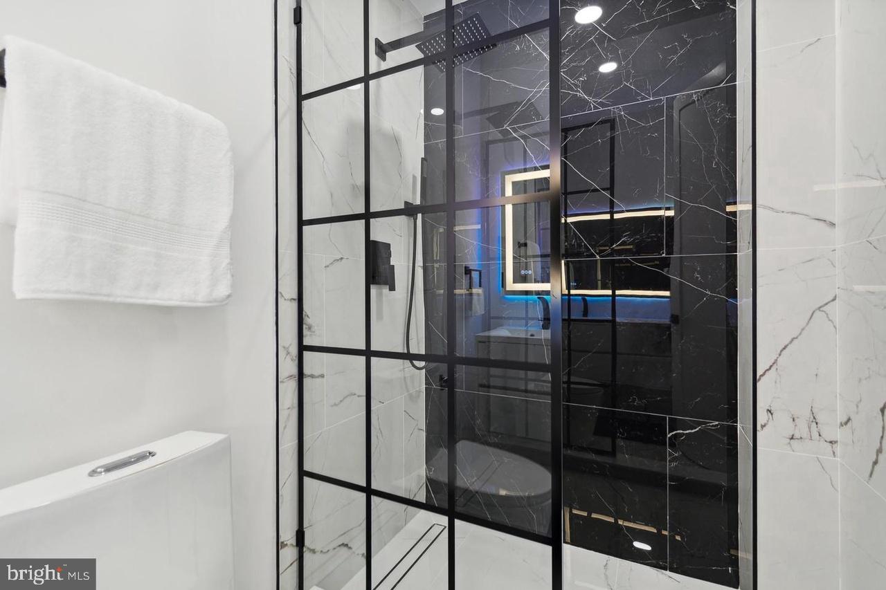 705 QUINCY ST NE #4A, WASHINGTON, District Of Columbia 20017, 2 Bedrooms Bedrooms, ,2 BathroomsBathrooms,Residential,For sale,705 QUINCY ST NE #4A,DCDC2231638 MLS # DCDC2231638