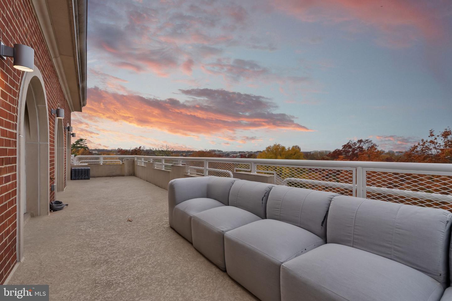 625 SLATERS LN #402, ALEXANDRIA, Virginia 22314, 3 Bedrooms Bedrooms, 3 Rooms Rooms,2 BathroomsBathrooms,Residential,For sale,625 SLATERS LN #402,VAAX2051754 MLS # VAAX2051754 625 SLATERS LN #402, ALEXANDRIA, Virginia 22314, 3 Bedrooms Bedrooms, 3 Rooms Rooms,2 BathroomsBathrooms,Residential,For sale,625 SLATERS LN #402,VAAX2051754 MLS # VAAX2051754