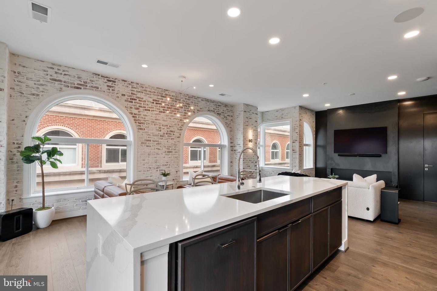 625 SLATERS LN #402, ALEXANDRIA, Virginia 22314, 3 Bedrooms Bedrooms, 3 Rooms Rooms,2 BathroomsBathrooms,Residential,For sale,625 SLATERS LN #402,VAAX2051754 MLS # VAAX2051754 625 SLATERS LN #402, ALEXANDRIA, Virginia 22314, 3 Bedrooms Bedrooms, 3 Rooms Rooms,2 BathroomsBathrooms,Residential,For sale,625 SLATERS LN #402,VAAX2051754 MLS # VAAX2051754