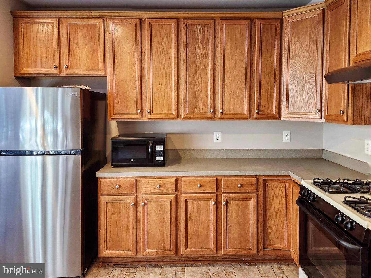 4330 GOLDEN GATE WAY, DUMFRIES, Virginia 22025, 3 Bedrooms Bedrooms, ,3 BathroomsBathrooms,Residential,For sale,4330 GOLDEN GATE WAY,VAPW2107694 MLS # VAPW2107694