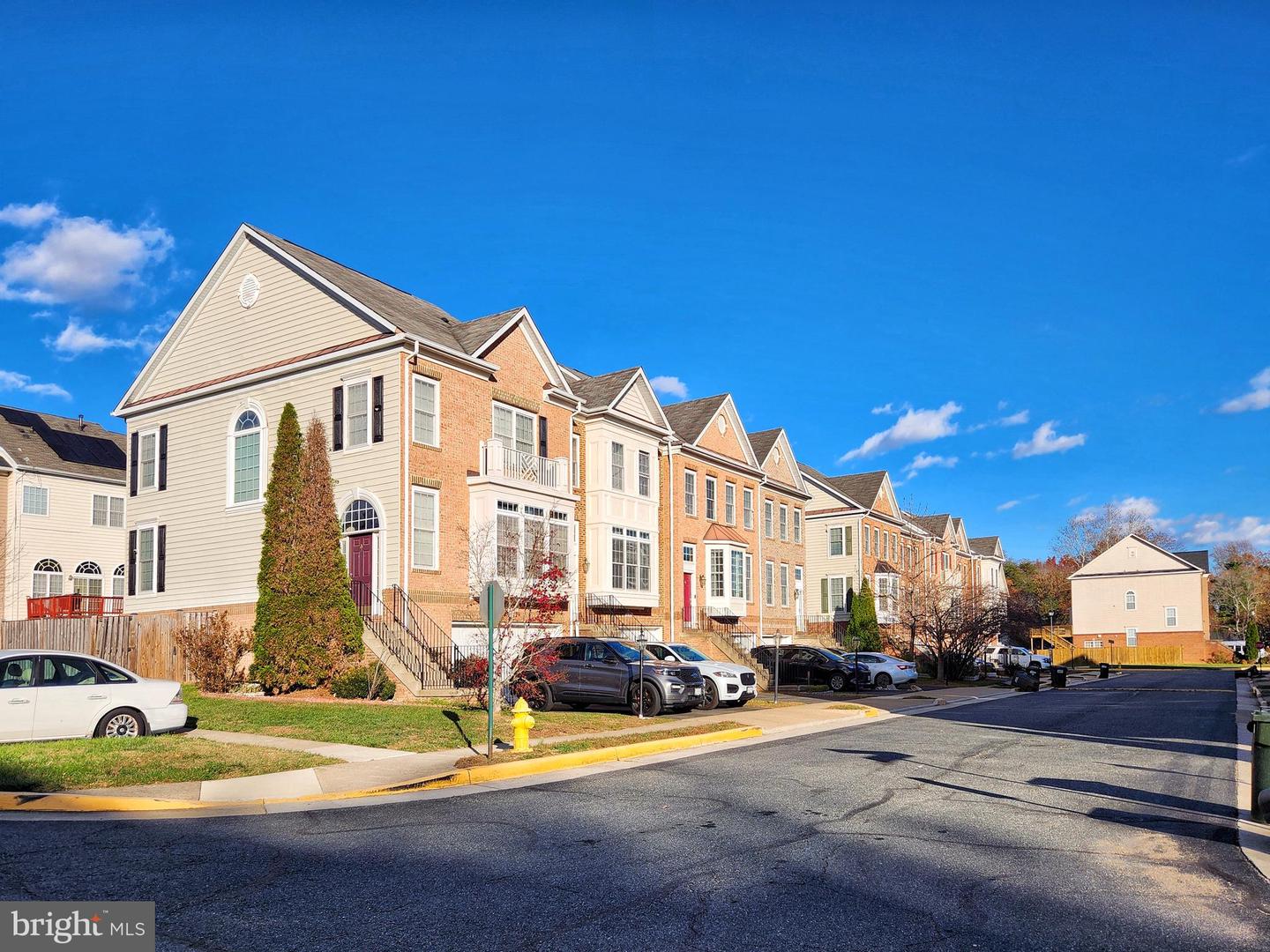 4330 GOLDEN GATE WAY, DUMFRIES, Virginia 22025, 3 Bedrooms Bedrooms, ,3 BathroomsBathrooms,Residential,For sale,4330 GOLDEN GATE WAY,VAPW2107694 MLS # VAPW2107694