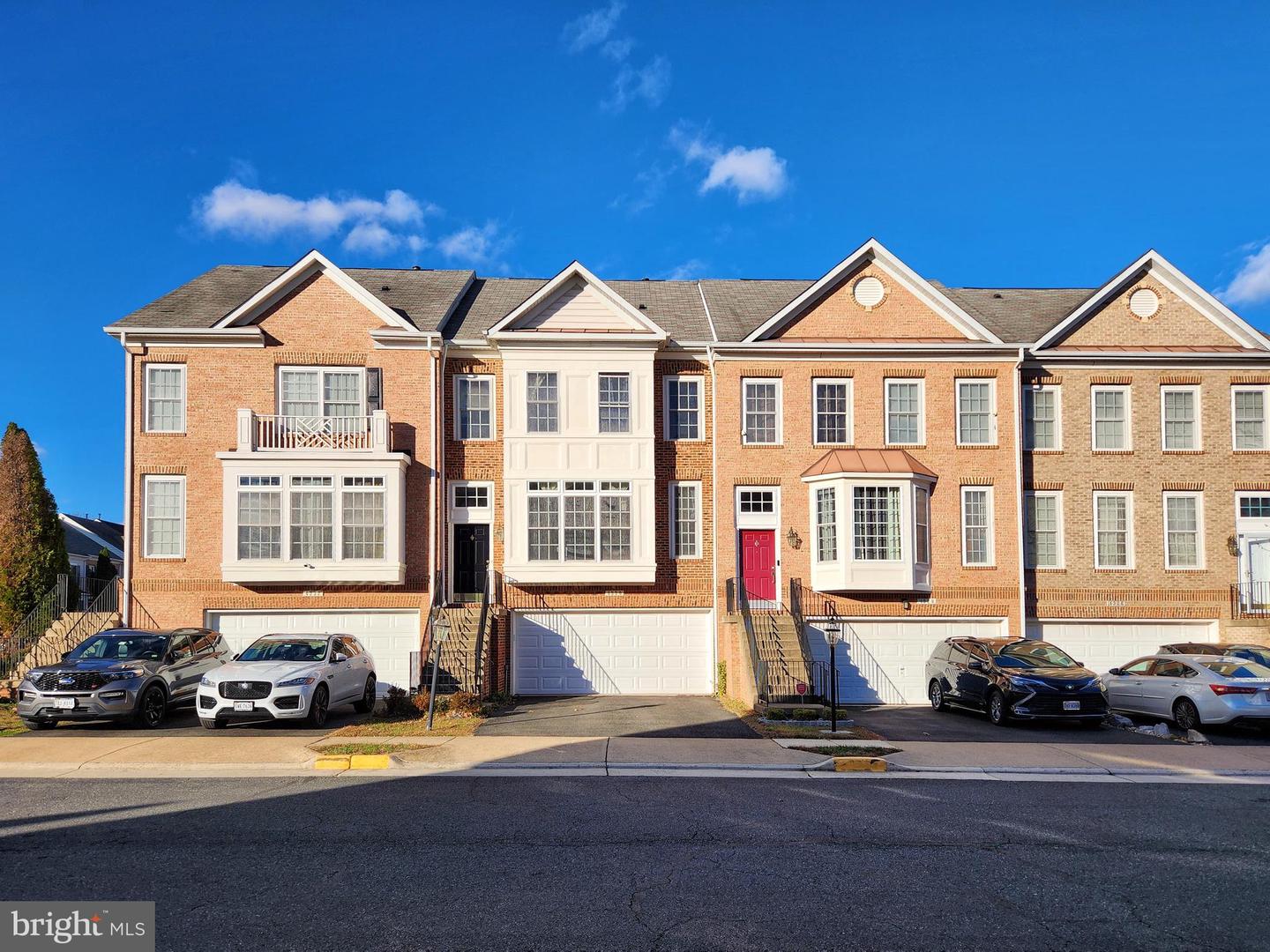 4330 GOLDEN GATE WAY, DUMFRIES, Virginia 22025, 3 Bedrooms Bedrooms, ,3 BathroomsBathrooms,Residential,For sale,4330 GOLDEN GATE WAY,VAPW2107694 MLS # VAPW2107694