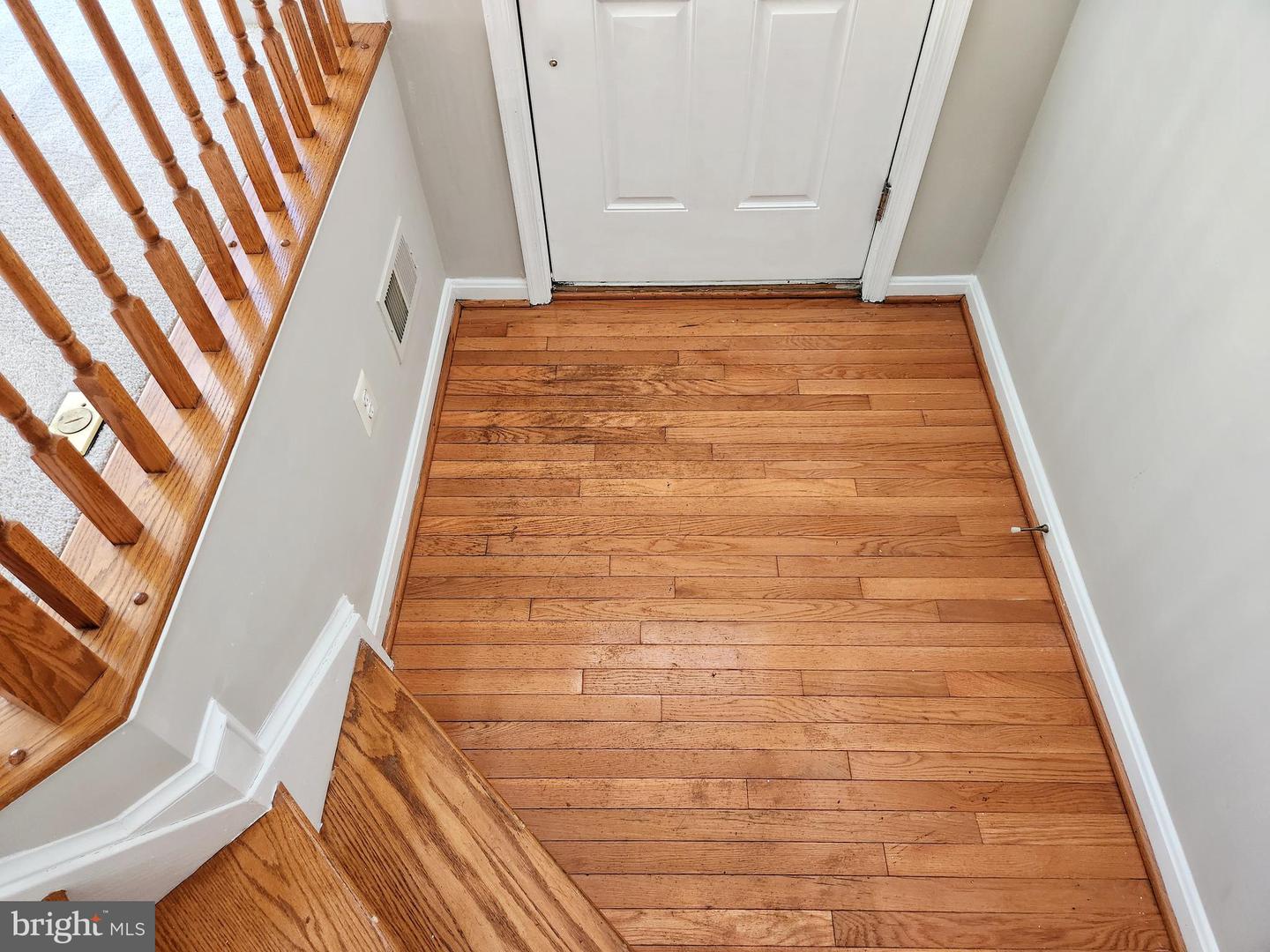 4330 GOLDEN GATE WAY, DUMFRIES, Virginia 22025, 3 Bedrooms Bedrooms, ,3 BathroomsBathrooms,Residential,For sale,4330 GOLDEN GATE WAY,VAPW2107694 MLS # VAPW2107694