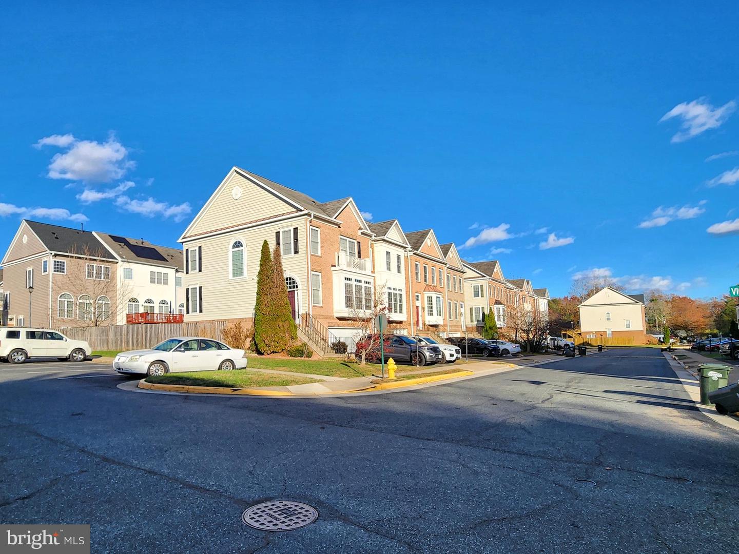 4330 GOLDEN GATE WAY, DUMFRIES, Virginia 22025, 3 Bedrooms Bedrooms, ,3 BathroomsBathrooms,Residential,For sale,4330 GOLDEN GATE WAY,VAPW2107694 MLS # VAPW2107694