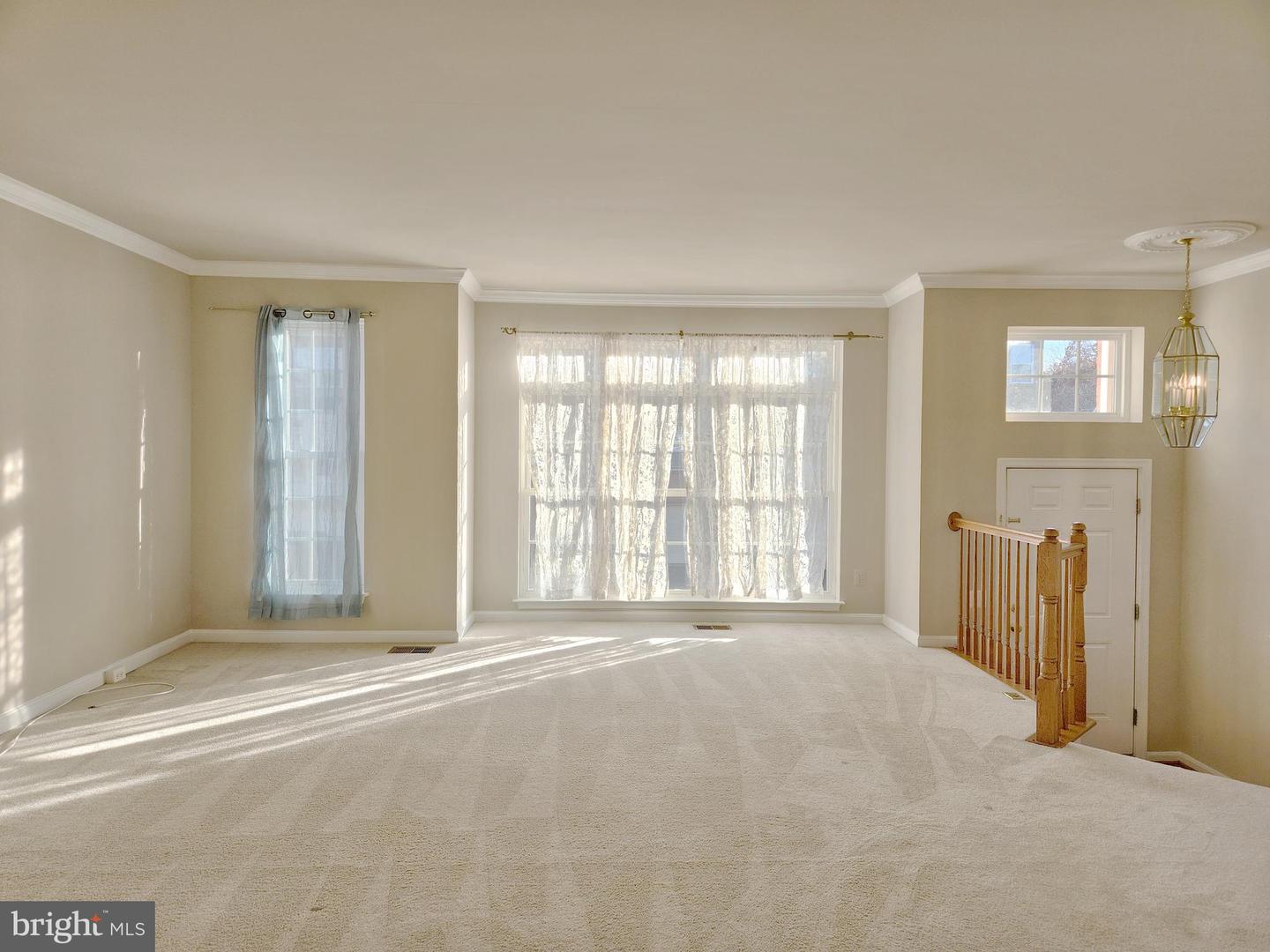 4330 GOLDEN GATE WAY, DUMFRIES, Virginia 22025, 3 Bedrooms Bedrooms, ,3 BathroomsBathrooms,Residential,For sale,4330 GOLDEN GATE WAY,VAPW2107694 MLS # VAPW2107694