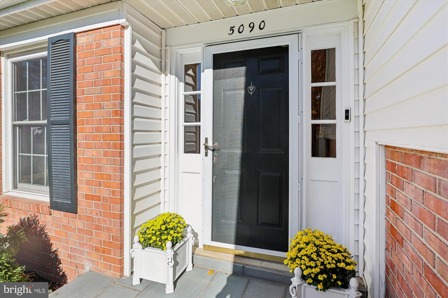 5090 QUEENS WOOD DR, BURKE, Virginia 22015, 4 Bedrooms Bedrooms, ,3 BathroomsBathrooms,Residential,For sale,5090 QUEENS WOOD DR,VAFX2278880 MLS # VAFX2278880