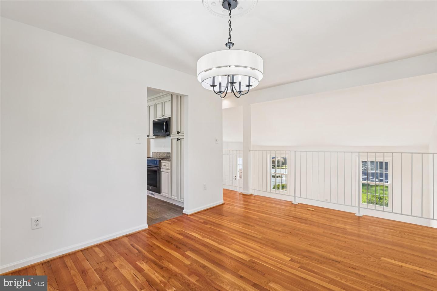 5090 QUEENS WOOD DR, BURKE, Virginia 22015, 4 Bedrooms Bedrooms, ,3 BathroomsBathrooms,Residential,For sale,5090 QUEENS WOOD DR,VAFX2278880 MLS # VAFX2278880