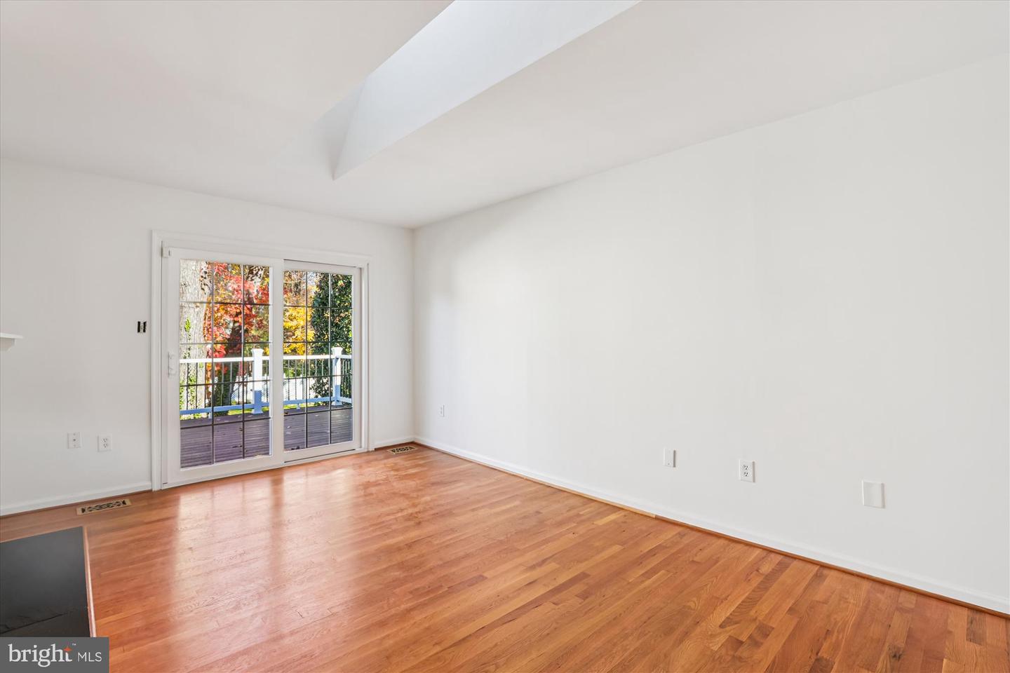 5090 QUEENS WOOD DR, BURKE, Virginia 22015, 4 Bedrooms Bedrooms, ,3 BathroomsBathrooms,Residential,For sale,5090 QUEENS WOOD DR,VAFX2278880 MLS # VAFX2278880