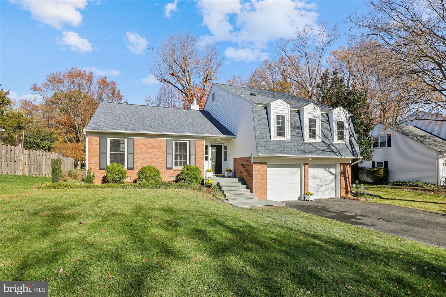 5090 QUEENS WOOD DR, BURKE, Virginia 22015, 4 Bedrooms Bedrooms, ,3 BathroomsBathrooms,Residential,For sale,5090 QUEENS WOOD DR,VAFX2278880 MLS # VAFX2278880