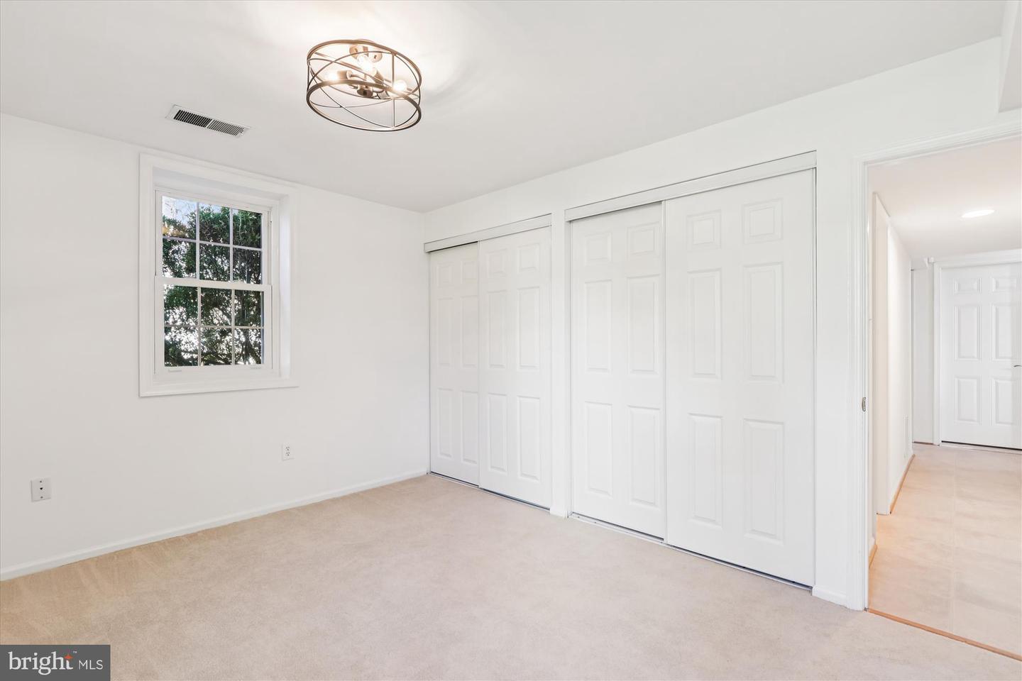 5090 QUEENS WOOD DR, BURKE, Virginia 22015, 4 Bedrooms Bedrooms, ,3 BathroomsBathrooms,Residential,For sale,5090 QUEENS WOOD DR,VAFX2278880 MLS # VAFX2278880