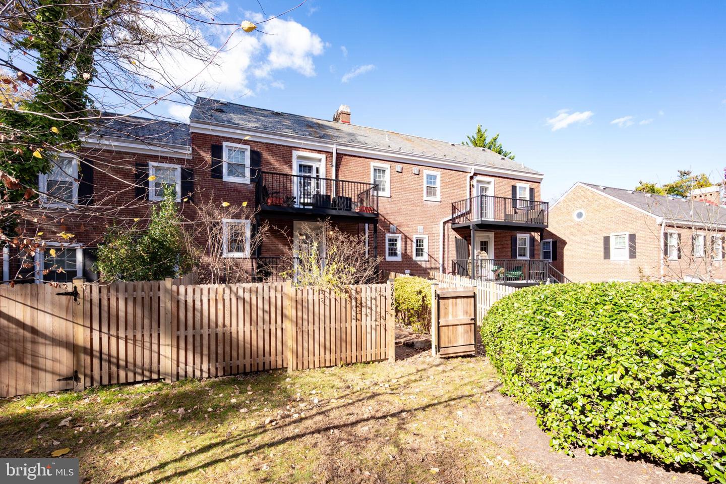 2949 S COLUMBUS ST #A2, ARLINGTON, Virginia 22206, 1 Bedroom Bedrooms, ,2 BathroomsBathrooms,Residential,For sale,2949 S COLUMBUS ST #A2,VAAR2065990 MLS # VAAR2065990 2949 S COLUMBUS ST #A2, ARLINGTON, Virginia 22206, 1 Bedroom Bedrooms, ,2 BathroomsBathrooms,Residential,For sale,2949 S COLUMBUS ST #A2,VAAR2065990 MLS # VAAR2065990