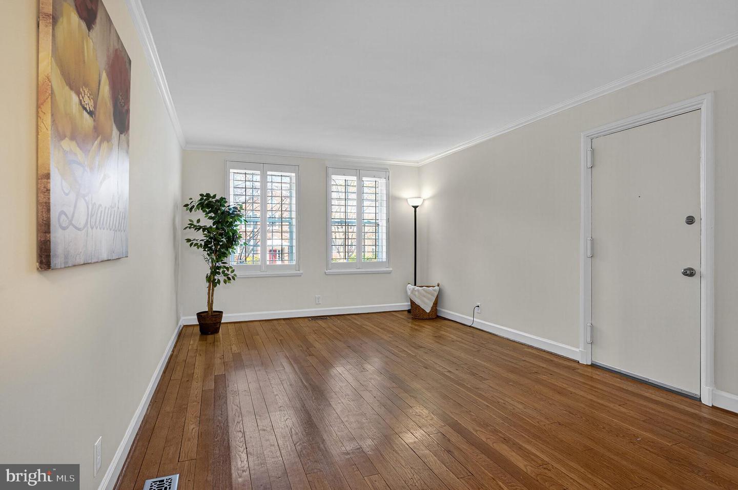 2949 S COLUMBUS ST #A2, ARLINGTON, Virginia 22206, 1 Bedroom Bedrooms, ,2 BathroomsBathrooms,Residential,For sale,2949 S COLUMBUS ST #A2,VAAR2065990 MLS # VAAR2065990 2949 S COLUMBUS ST #A2, ARLINGTON, Virginia 22206, 1 Bedroom Bedrooms, ,2 BathroomsBathrooms,Residential,For sale,2949 S COLUMBUS ST #A2,VAAR2065990 MLS # VAAR2065990