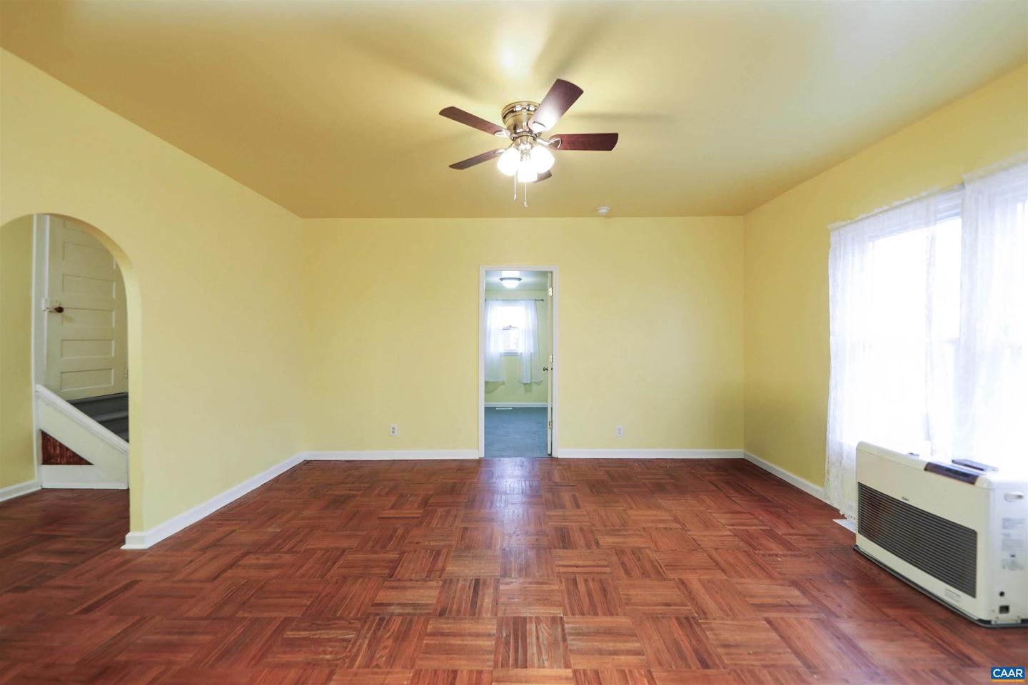 64 MID PARK LN, TROUTDALE, Virginia 24378, 4 Bedrooms Bedrooms, ,1 BathroomBathrooms,Residential,For sale,64 MID PARK LN,671016 MLS # 671016 64 MID PARK LN, TROUTDALE, Virginia 24378, 4 Bedrooms Bedrooms, ,1 BathroomBathrooms,Residential,For sale,64 MID PARK LN,671016 MLS # 671016