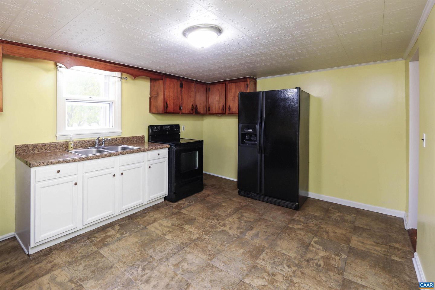 64 MID PARK LN, TROUTDALE, Virginia 24378, 4 Bedrooms Bedrooms, ,1 BathroomBathrooms,Residential,For sale,64 MID PARK LN,671016 MLS # 671016 64 MID PARK LN, TROUTDALE, Virginia 24378, 4 Bedrooms Bedrooms, ,1 BathroomBathrooms,Residential,For sale,64 MID PARK LN,671016 MLS # 671016