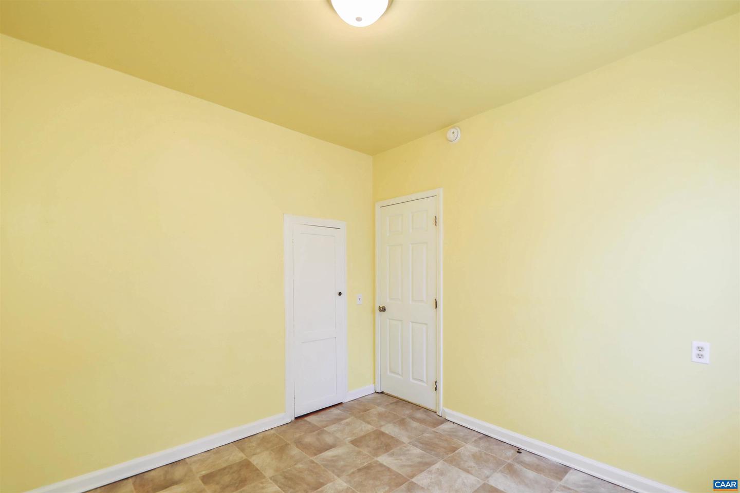 64 MID PARK LN, TROUTDALE, Virginia 24378, 4 Bedrooms Bedrooms, ,1 BathroomBathrooms,Residential,For sale,64 MID PARK LN,671016 MLS # 671016 64 MID PARK LN, TROUTDALE, Virginia 24378, 4 Bedrooms Bedrooms, ,1 BathroomBathrooms,Residential,For sale,64 MID PARK LN,671016 MLS # 671016