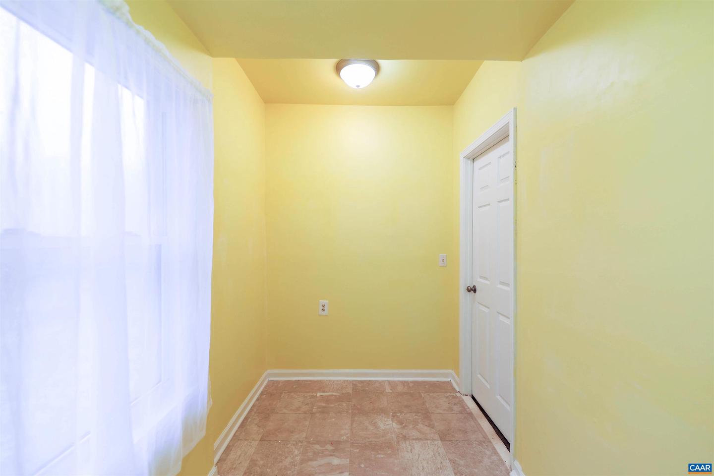 64 MID PARK LN, TROUTDALE, Virginia 24378, 4 Bedrooms Bedrooms, ,1 BathroomBathrooms,Residential,For sale,64 MID PARK LN,671016 MLS # 671016 64 MID PARK LN, TROUTDALE, Virginia 24378, 4 Bedrooms Bedrooms, ,1 BathroomBathrooms,Residential,For sale,64 MID PARK LN,671016 MLS # 671016