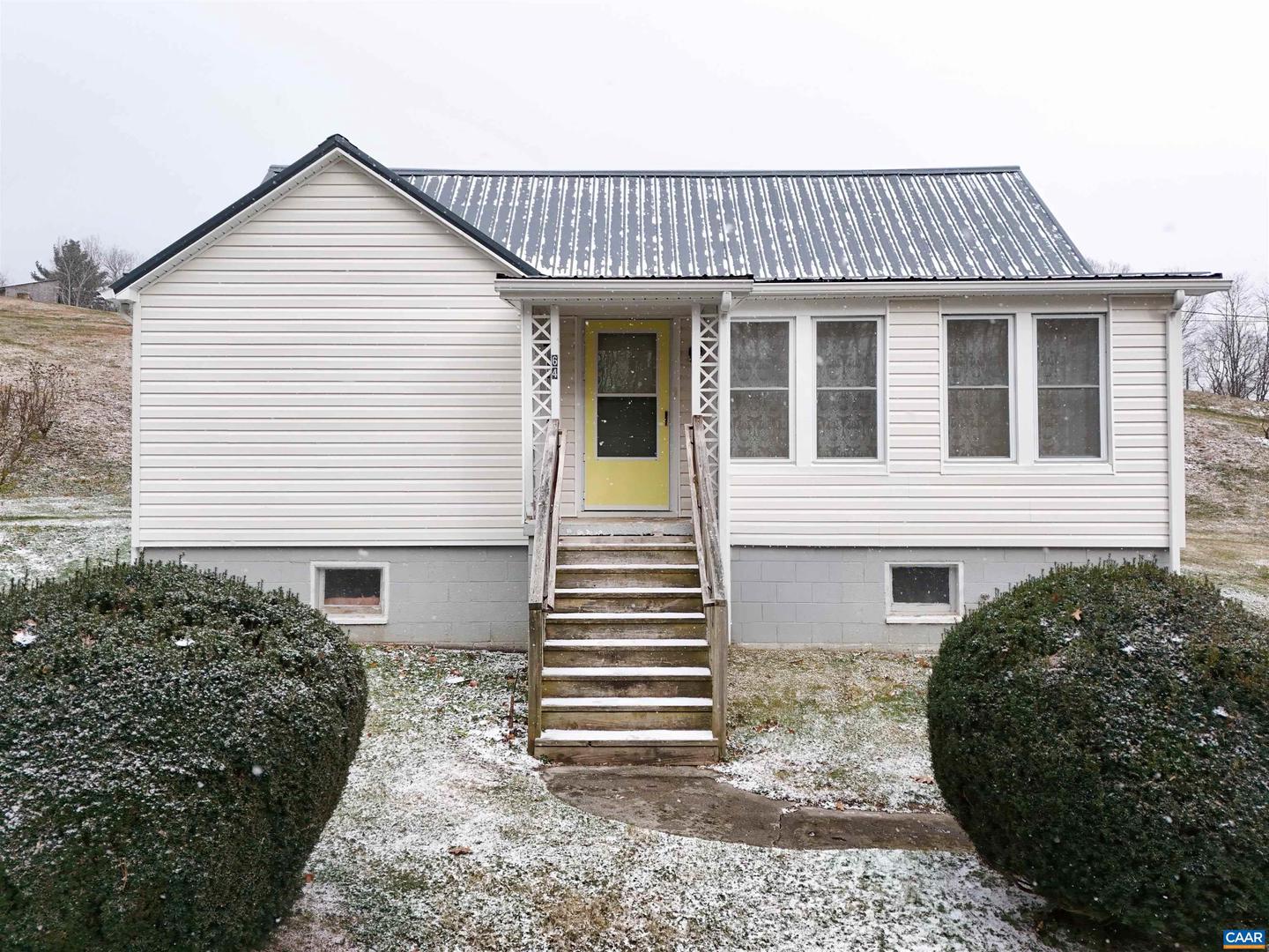 64 MID PARK LN, TROUTDALE, Virginia 24378, 4 Bedrooms Bedrooms, ,1 BathroomBathrooms,Residential,For sale,64 MID PARK LN,671016 MLS # 671016 64 MID PARK LN, TROUTDALE, Virginia 24378, 4 Bedrooms Bedrooms, ,1 BathroomBathrooms,Residential,For sale,64 MID PARK LN,671016 MLS # 671016