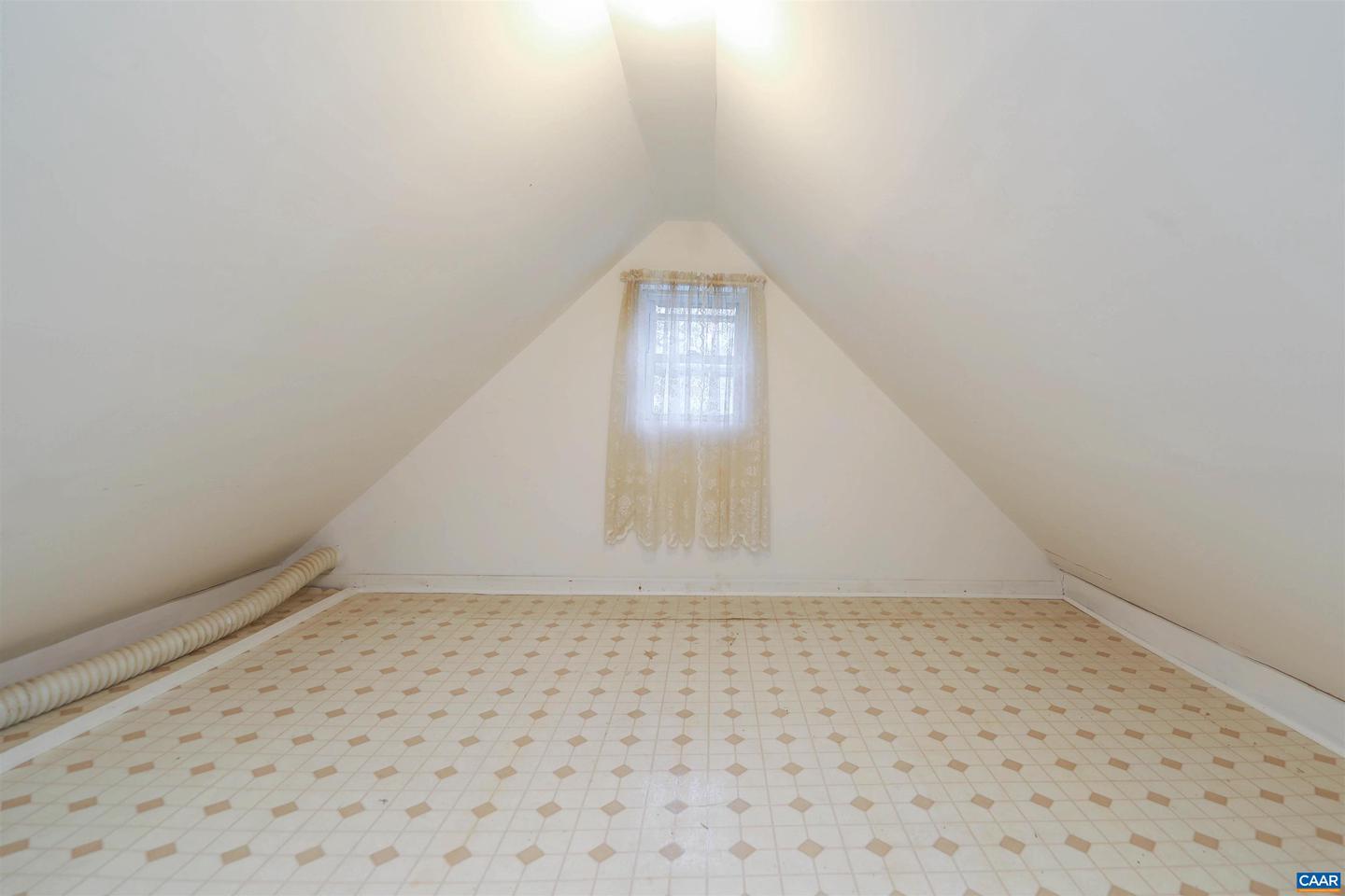 64 MID PARK LN, TROUTDALE, Virginia 24378, 4 Bedrooms Bedrooms, ,1 BathroomBathrooms,Residential,For sale,64 MID PARK LN,671016 MLS # 671016 64 MID PARK LN, TROUTDALE, Virginia 24378, 4 Bedrooms Bedrooms, ,1 BathroomBathrooms,Residential,For sale,64 MID PARK LN,671016 MLS # 671016