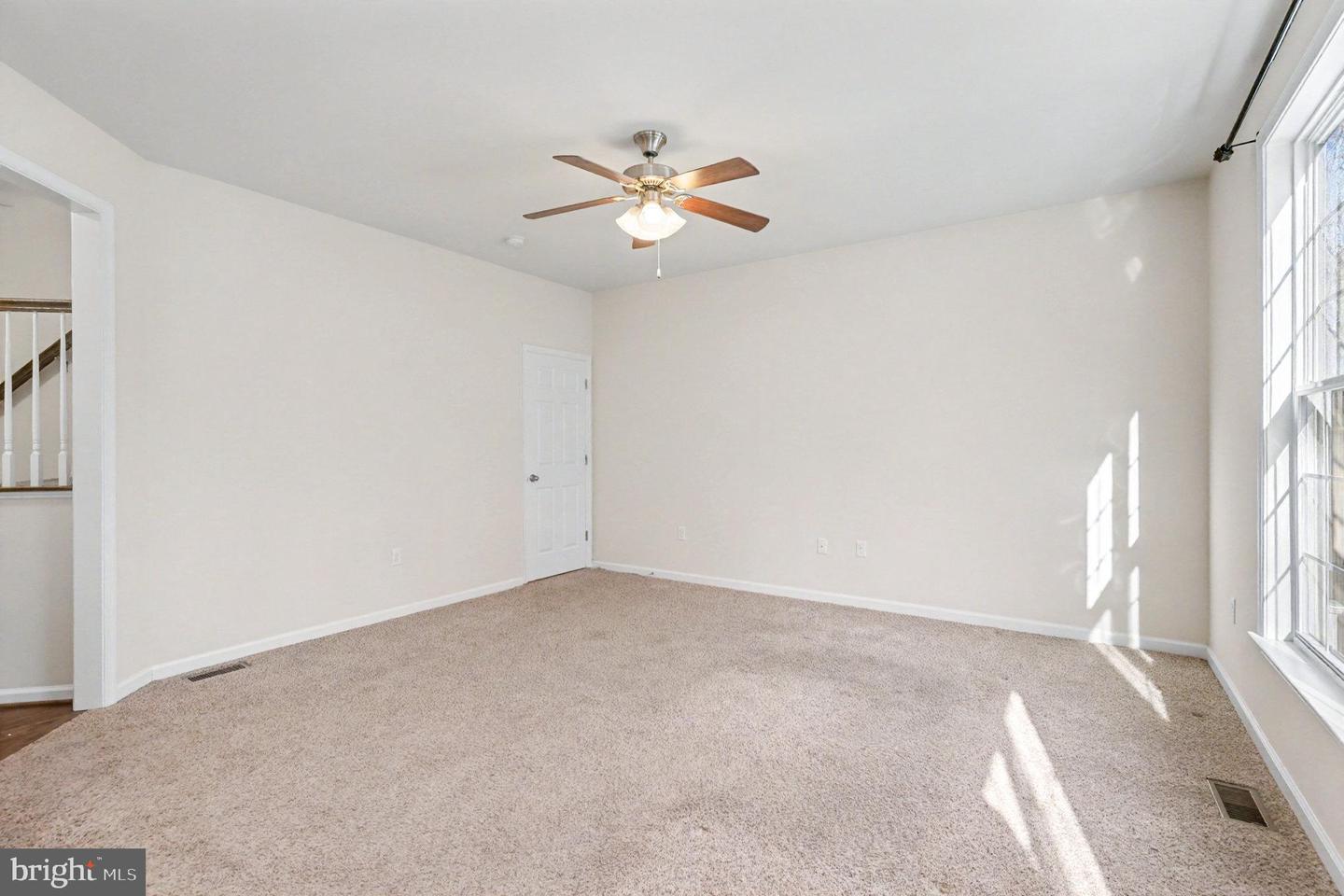 8217 VINTAGE LN, SPOTSYLVANIA, Virginia 22551, 4 Bedrooms Bedrooms, 14 Rooms Rooms,2 BathroomsBathrooms,Residential,For sale,8217 VINTAGE LN,VASP2037554 MLS # VASP2037554