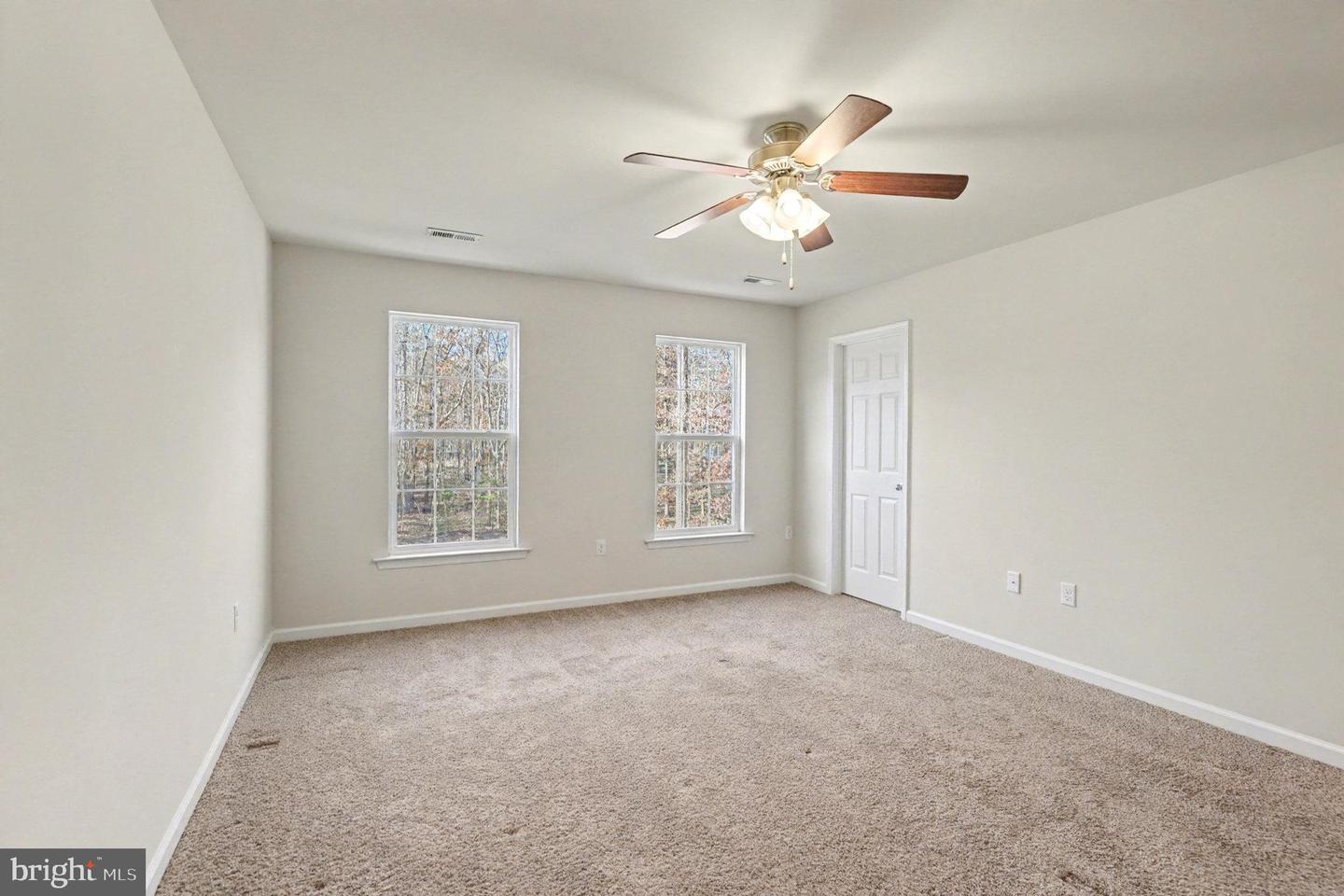 8217 VINTAGE LN, SPOTSYLVANIA, Virginia 22551, 4 Bedrooms Bedrooms, 14 Rooms Rooms,2 BathroomsBathrooms,Residential,For sale,8217 VINTAGE LN,VASP2037554 MLS # VASP2037554