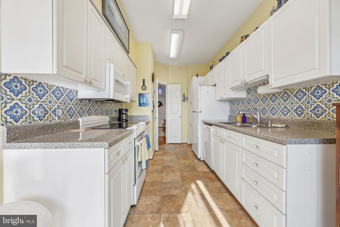 19375 CYPRESS RIDGE TER #601, LEESBURG, Virginia 20176, 3 Bedrooms Bedrooms, ,2 BathroomsBathrooms,Residential,For sale,19375 CYPRESS RIDGE TER #601,VALO2111074 MLS # VALO2111074